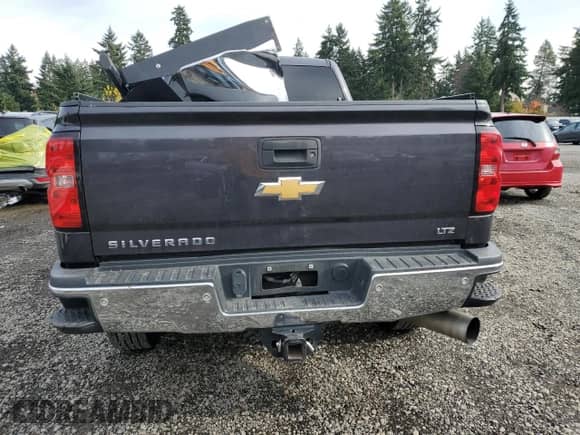 2016 Chevrolet Silverado 2500HD LTZ с VIN 1GC1KWE88GF103710, выставлен на аукционе Copart как лот 90740265 с пробегом 147 370 миль миль и Списание • Salvage title. История ставок и продаж доступна на DreamBid. Изображение 6.