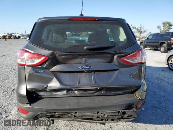 ✅ 2015 Ford Escape S • VIN: 1FMCU0F75FUB28818 • Лот: 93031915. Опубликован ранее на Copart с пробегом 139 904 миль. Бесплатный доступ к архиву аукционных продаж из США и подробный отчёт об истории автомобиля на DreamBid. Изображение 6.