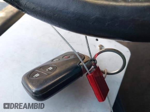 ✅ 2010 Lexus IS 250 • VIN: JTHBF5C22A2095747 • Lot: 43794801. Listed on IAAI with 124,124 mi. Free auction sales archive from the USA and detailed vehicle history report at DreamBid. Image 11.