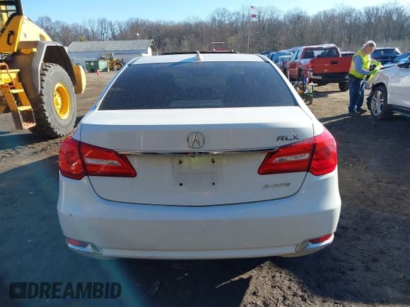 ✅ 2015 Acura RLX Technology • VIN: JH4KC1F59FC001730 • Lot: 41688569. Listed on IAAI with 142,933 mi. Free auction sales archive from the USA and detailed vehicle history report at DreamBid. Image 16.
