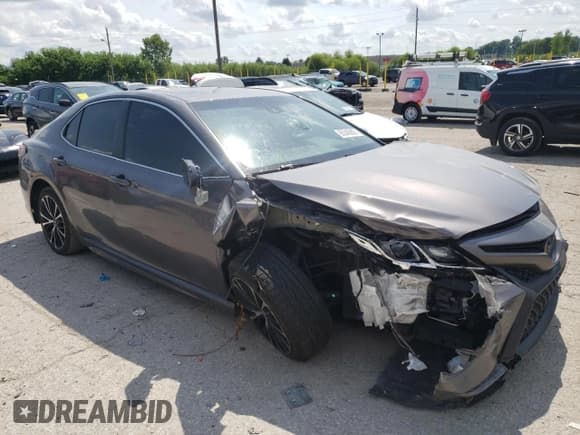✅ 2018 Toyota Camry SE • VIN: 4T1B11HK9JU515294 • Lot: 65345805. Listed on Copart with 119,221 mi. Free auction sales archive from the USA and detailed vehicle history report at DreamBid. Image 4.