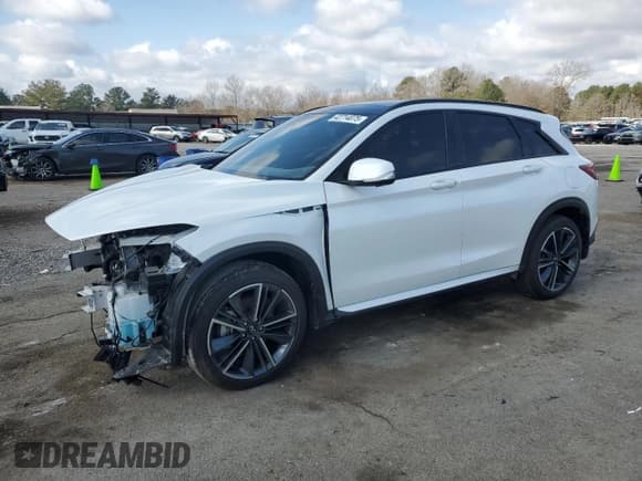 ✅ 2023 Infiniti QX50 Sport • VIN: 3PCAJ5FBXPF116101 • Lot: 42714075. Wystawiony na Copart z przebiegiem 24 031 mil. Bezpłatny archiwum sprzedaży aukcyjnych z USA i szczegółowy raport historii pojazdu na DreamBid. Zdjęcie 1.