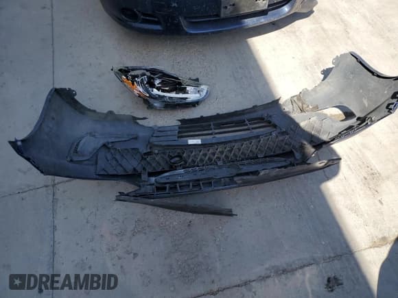 ✅ 2017 Hyundai Accent SE • VIN: KMHCT4AE7HU195147 • Лот: 70521804. Опубликован ранее на Copart с пробегом 85 590 миль. Бесплатный доступ к архиву аукционных продаж из США и подробный отчёт об истории автомобиля на DreamBid. Изображение 12.