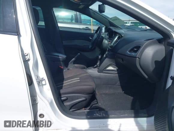 ✅ 2014 Dodge Dart SXT • VIN: 1C3CDFBBXED671781 • Лот: 41582049. Опубликован ранее на IAAI с пробегом 159 923 миль. Бесплатный доступ к архиву аукционных продаж из США и подробный отчёт об истории автомобиля на DreamBid. Изображение 5.