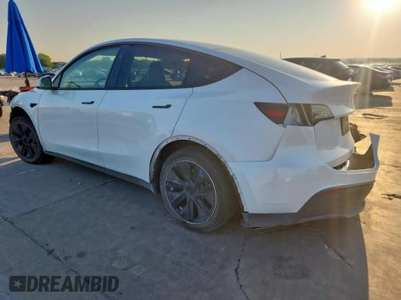 ✅ 2023 Tesla Model Y Long Range • VIN: 7SAYGAEEXPF925408 • Lot: 68682505. Wystawiony na Copart z przebiegiem 24 574 mil. Bezpłatny archiwum sprzedaży aukcyjnych z USA i szczegółowy raport historii pojazdu na DreamBid. Zdjęcie 2.