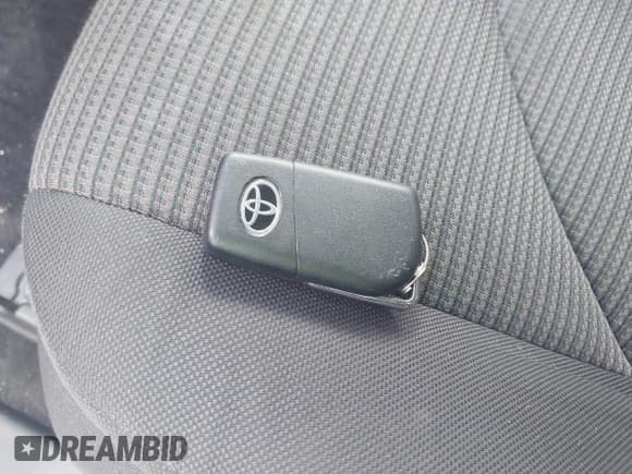 ✅ 2024 Toyota Highlander LE • VIN: 5TDKDRAH8RS531186 • Lot: 42507910. Listed on IAAI with 84,222 mi. Free auction sales archive from the USA and detailed vehicle history report at DreamBid. Image 11.