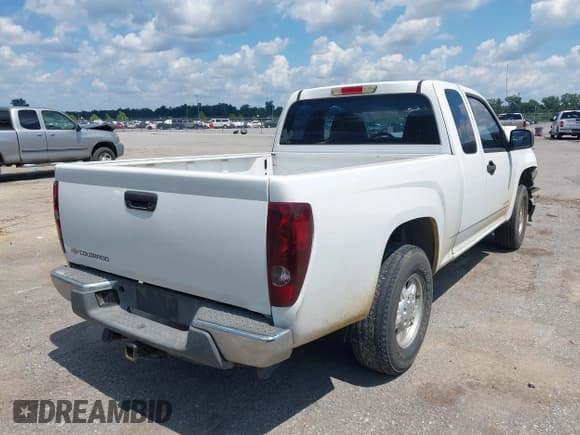 ✅ 2004 Chevrolet Colorado Z85 • VIN: 1GCCS198748133139 • Lot: 43123921. Wystawiony na IAAI z przebiegiem 220 643 mil. Bezpłatny archiwum sprzedaży aukcyjnych z USA i szczegółowy raport historii pojazdu na DreamBid. Zdjęcie 4.