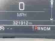 2015 Chevrolet Silverado 2500HD LT z VIN 1GC1KVEG7FF538878, wystawiony jako IAAI lot #43325205 z przebiegiem 321 912 mil mil oraz . Historia ofert i sprzedaży dostępna na DreamBid. Obrazek 15.