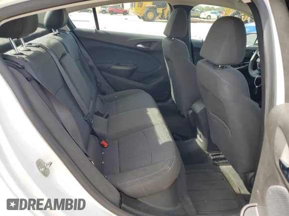 2018 Chevrolet Cruze LT z VIN 1G1BE5SM0J7246944, wystawiony jako Copart lot #70740502 z przebiegiem 73 133 mil mil oraz . Historia ofert i sprzedaży dostępna na DreamBid. Obrazek 10.