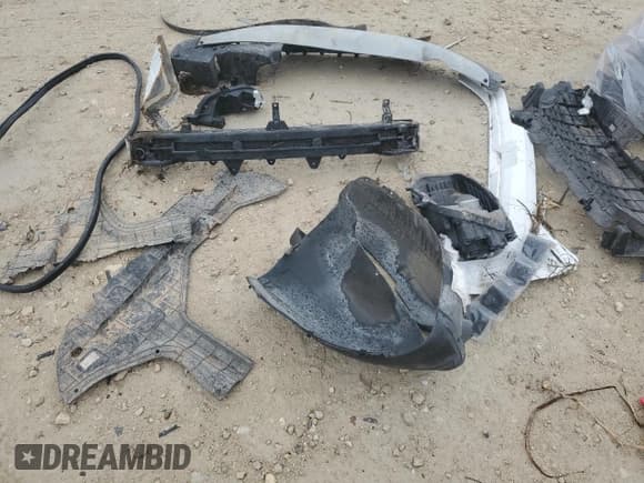 ✅ 2021 Hyundai Venue SE • VIN: KMHRB8A36MU076373 • Lot: 43205055. Listed on Copart with Not provided. Free auction sales archive from the USA and detailed vehicle history report at DreamBid. Image 13.