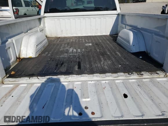 ✅ 2004 Chevrolet Silverado 1500 LS • VIN: 1GCEK14T94Z207157 • Лот: 73596464. Опубликован ранее на Copart с пробегом Не указан. Бесплатный доступ к архиву аукционных продаж из США и подробный отчёт об истории автомобиля на DreamBid. Изображение 11.