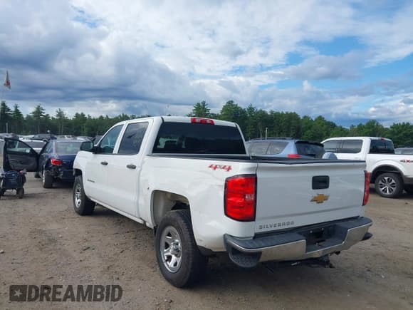 ✅ 2017 Chevrolet Silverado 1500 LS • VIN: 3GCUKNEC6HG307174 • Лот: 43079178. Опубликован ранее на IAAI с пробегом 80 332 миль. Бесплатный доступ к архиву аукционных продаж из США и подробный отчёт об истории автомобиля на DreamBid. Изображение 3.