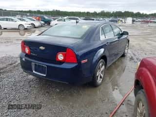 2011 Chevrolet Malibu 1LT z VIN 1G1ZC5E12BF175596, wystawiony jako IAAI lot #43409282 z przebiegiem 161 478 mil mil oraz . Historia ofert i sprzedaży dostępna na DreamBid. Obrazek 4.