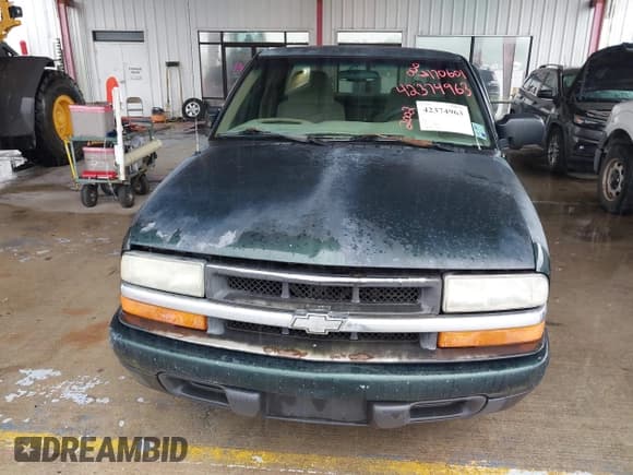 ✅ 2002 Chevrolet S-10 Fleet • VIN: 1GCCS195128262867 • Лот: 42374963. Опубликован ранее на IAAI с пробегом 170 601 миль. Бесплатный доступ к архиву аукционных продаж из США и подробный отчёт об истории автомобиля на DreamBid. Изображение 6.
