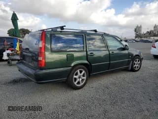 ✅ 2000 Volvo V70 • VIN: YV1LW56D9Y2651351 • Lot: 86650245. Listed on Copart with 139,087 mi. Free auction sales archive from the USA and detailed vehicle history report at DreamBid. Image 3.