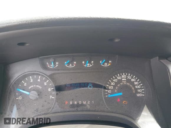 ✅ 2014 Ford F-150 XL • VIN: 1FTMF1EM9EKE58049 • Lot: 42549145. Listed on IAAI with 133,349 mi. Free auction sales archive from the USA and detailed vehicle history report at DreamBid. Image 7.