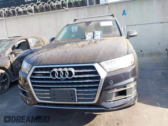 ✅ 2018 Audi Q7 Premium Plus • VIN: WA1LAAF78JD004273 • Lot: 42568063. Listed on IAAI with 94,330 mi. Free auction sales archive from the USA and detailed vehicle history report at DreamBid. Image 13.