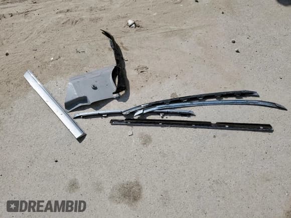 ✅ 2005 Mercedes-Benz C 320 • VIN: WDBRF64J95F589080 • Lot: 50365025. Wystawiony na Copart z przebiegiem 155 652 mil. Bezpłatny archiwum sprzedaży aukcyjnych z USA i szczegółowy raport historii pojazdu na DreamBid. Zdjęcie 12.