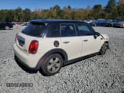 ✅ 2015 MINI Hardtop 4 Door • VIN: WMWXS5C5XFT831930 • Lot: 82584965. Listed on Copart with 138,432 mi. Free auction sales archive from the USA and detailed vehicle history report at DreamBid. Image 3.