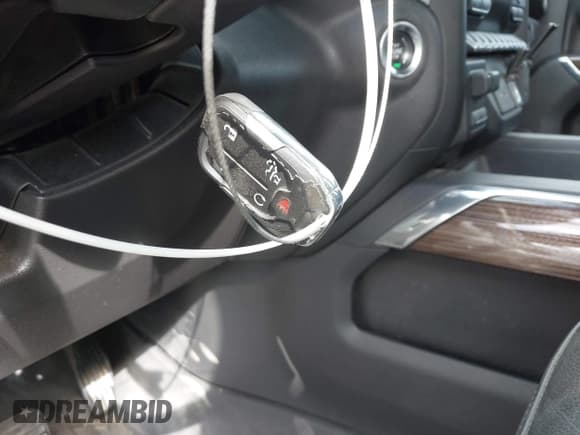 ✅ 2020 Chevrolet Silverado 1500 RST • VIN: 3GCUYEED0LG258618 • Lot: 43463681. Listed on IAAI with 137,129 mi. Free auction sales archive from the USA and detailed vehicle history report at DreamBid. Image 11.