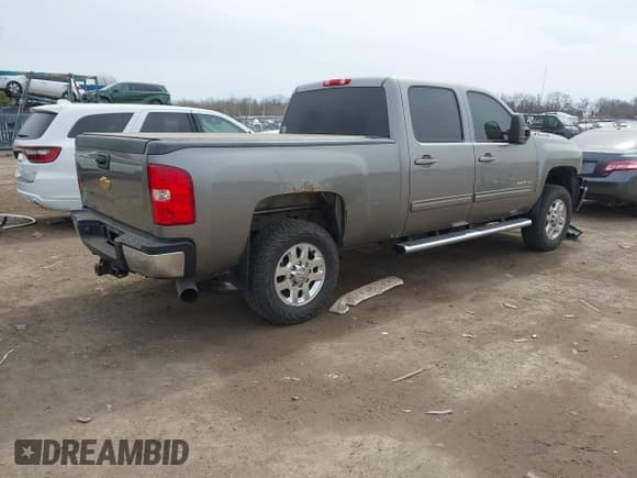 ✅ 2013 Chevrolet Silverado 2500HD LT • VIN: 1GC1KXC86DF122051 • Лот: 41835306. Опубликован ранее на IAAI с пробегом 146 291 миль. Бесплатный доступ к архиву аукционных продаж из США и подробный отчёт об истории автомобиля на DreamBid. Изображение 4.