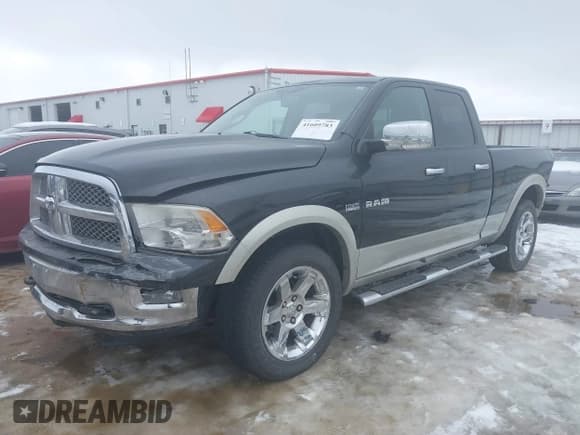 ✅ 2009 Dodge 1500 SLT • VIN: 1D3HV18TX9S763872 • Lot: 41609783. Wystawiony na IAAI z przebiegiem 154 902 mil. Bezpłatny archiwum sprzedaży aukcyjnych z USA i szczegółowy raport historii pojazdu na DreamBid. Zdjęcie 2.