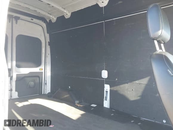 ✅ 2023 Ford Transit Cargo • VIN: 1FTBR1X84PKB02027 • Lot: 42062820. Listed on IAAI with 79,813 mi. Free auction sales archive from the USA and detailed vehicle history report at DreamBid. Image 8.