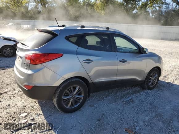 2015 Hyundai Tucson SE z VIN KM8JUCAG6FU073232, wystawiony jako Copart lot #69346454 z przebiegiem 149 216 mil mil oraz Nie do naprawy • Non repairable. Historia ofert i sprzedaży dostępna na DreamBid. Obrazek 3.
