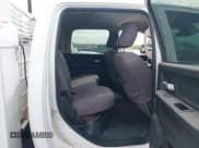 ✅ 2019 Ram 2500 Tradesman • VIN: 3C6UR5HJ7KG565823 • Lot: 43503236. Wystawiony na IAAI z przebiegiem 76 181 mil. Bezpłatny archiwum sprzedaży aukcyjnych z USA i szczegółowy raport historii pojazdu na DreamBid. Zdjęcie 8.