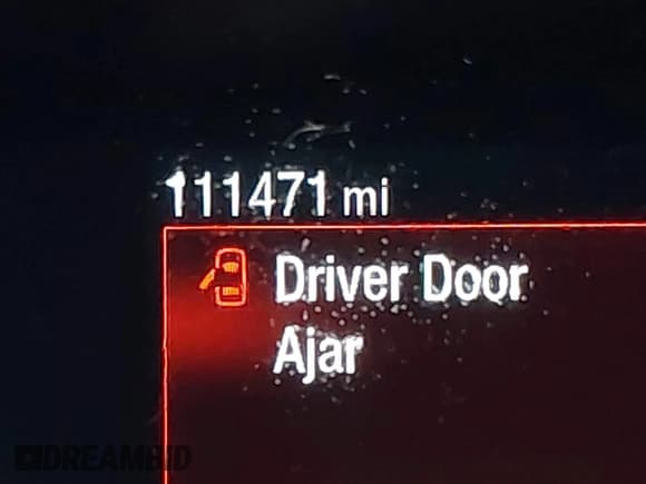 ✅ 2021 Ford Transit Cargo • VIN: 1FTBR1Y85MKA06966 • Lot: 43540742. Wystawiony na IAAI z przebiegiem 111 471 mil. Bezpłatny archiwum sprzedaży aukcyjnych z USA i szczegółowy raport historii pojazdu na DreamBid. Zdjęcie 15.