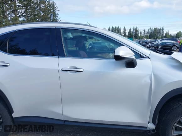 ✅ 2022 Lexus NX 350 • VIN: 2T2AGCEZ8NC004511 • Лот: 42149218. Опубликован ранее на IAAI с пробегом 42 441 миль. Бесплатный доступ к архиву аукционных продаж из США и подробный отчёт об истории автомобиля на DreamBid. Изображение 14.