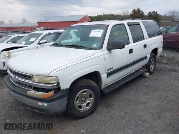 2000 Chevrolet Suburban LT с VIN 3GNFK16T7YG222237, выставлен на аукционе IAAI как лот 41613604 с пробегом 258 537 миль миль и . История ставок и продаж доступна на DreamBid. Изображение 2.
