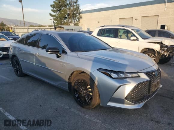 ✅ 2021 Toyota Avalon Hybrid XSE • VIN: 4T1EA1AB6MU002953 • Лот: 88275425. Опубликован ранее на Copart с пробегом 63 343 миль. Бесплатный доступ к архиву аукционных продаж из США и подробный отчёт об истории автомобиля на DreamBid. Изображение 4.