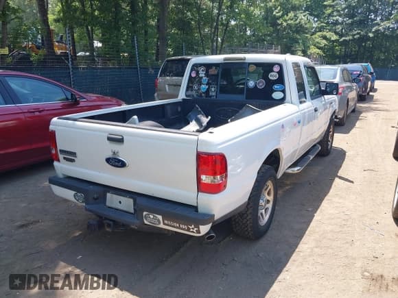 ✅ 2011 Ford Ranger XLT • VIN: 1FTKR4EEXBPA21538 • Lot: 42573198. Listed on IAAI with 117,192 mi. Free auction sales archive from the USA and detailed vehicle history report at DreamBid. Image 4.
