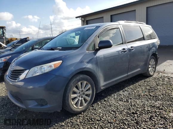 ✅ 2014 Toyota Sienna LE • VIN: 5TDJK3DC6ES081871 • Lot: 91291625. Wystawiony na Copart z przebiegiem 123 094 mil. Bezpłatny archiwum sprzedaży aukcyjnych z USA i szczegółowy raport historii pojazdu na DreamBid. Zdjęcie 1.