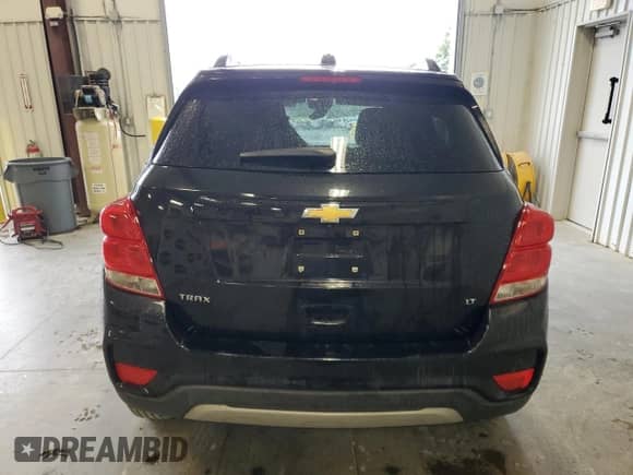 2018 Chevrolet Trax LT с VIN 3GNCJLSB8JL325548, выставлен на аукционе Copart как лот 84363175 с пробегом 88 301 миль миль и Списание • Salvage title. История ставок и продаж доступна на DreamBid. Изображение 6.