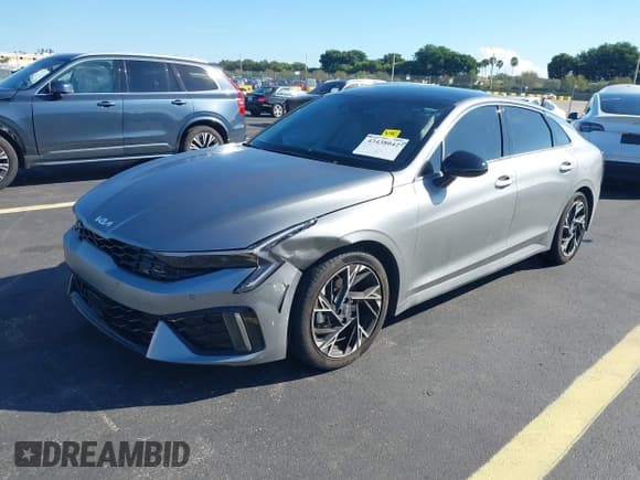 ✅ 2025 Kia K5 GT-Line • VIN: KNAG64J76S5279988 • Lot: 43438042. Wystawiony na IAAI z przebiegiem 14 668 mil. Bezpłatny archiwum sprzedaży aukcyjnych z USA i szczegółowy raport historii pojazdu na DreamBid. Zdjęcie 17.