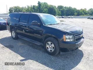 ✅ 2013 Chevrolet Suburban LT • VIN: 1GNSCJE03DR121628 • Lot: 42629432. Wystawiony na IAAI z przebiegiem 223 761 mil. Bezpłatny archiwum sprzedaży aukcyjnych z USA i szczegółowy raport historii pojazdu na DreamBid. Zdjęcie 1.