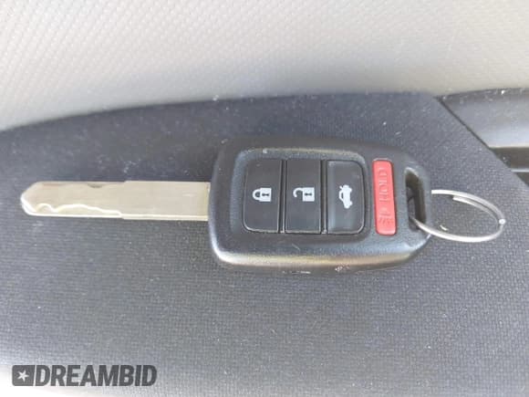 ✅ 2018 Honda Civic LX • VIN: 19XFC2F51JE203293 • Lot: 43380270. Listed on IAAI with 84,439 mi. Free auction sales archive from the USA and detailed vehicle history report at DreamBid. Image 11.