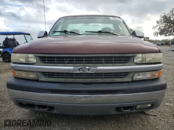 ✅ 1999 Chevrolet Silverado 1500 • VIN: 1GCEC14V4XZ163801 • Лот: 79357634. Опубликован ранее на Copart с пробегом Не указан. Бесплатный доступ к архиву аукционных продаж из США и подробный отчёт об истории автомобиля на DreamBid. Изображение 5.