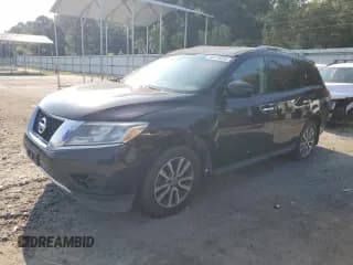 ✅ 2016 Nissan Pathfinder SV • VIN: 5N1AR2MN5GC646330 • Lot: 69516555. Listed on Copart with 137,364 mi. Free auction sales archive from the USA and detailed vehicle history report at DreamBid. Image 1.