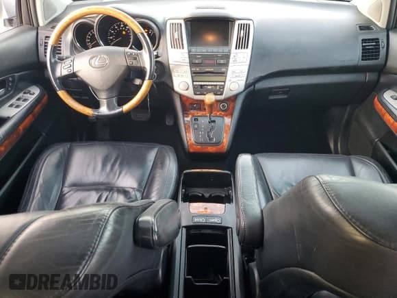 ✅ 2007 Lexus RX 350 • VIN: 2T2HK31U77C039504 • Lot: 91373505. Wystawiony na Copart z przebiegiem 192 054 mil. Bezpłatny archiwum sprzedaży aukcyjnych z USA i szczegółowy raport historii pojazdu na DreamBid. Zdjęcie 8.