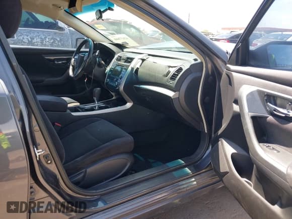 ✅ 2013 Nissan Altima SL • VIN: 1N4AL3AP5DN488188 • Lot: 42637660. Listed on IAAI with 182,891 mi. Free auction sales archive from the USA and detailed vehicle history report at DreamBid. Image 5.