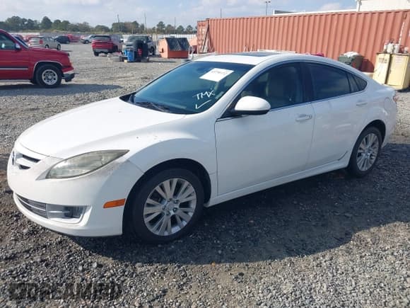 ✅ 2010 Mazda 6 i Touring • VIN: 1YVHZ8CH4A5M27219 • Lot: 43756132. Listed on IAAI with 168,488 mi. Free auction sales archive from the USA and detailed vehicle history report at DreamBid. Image 2.