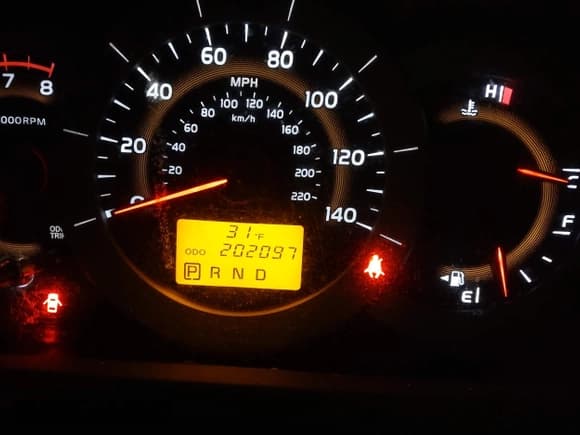 ✅ 2010 Toyota RAV4 • VIN: 2T3BF4DV2AW081603 • Лот: 43861569. Опубликован ранее на IAAI с пробегом 202 097 миль. Бесплатный доступ к архиву аукционных продаж из США и подробный отчёт об истории автомобиля на DreamBid. Изображение 7.