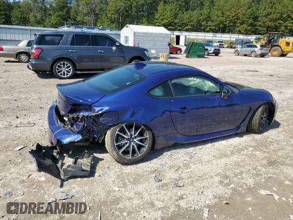 ✅ 2023 Toyota 86 • VIN: JF1ZNBC1XP8752931 • Lot: 80588555. Wystawiony na Copart z przebiegiem 46 867 mil. Bezpłatny archiwum sprzedaży aukcyjnych z USA i szczegółowy raport historii pojazdu na DreamBid. Zdjęcie 3.