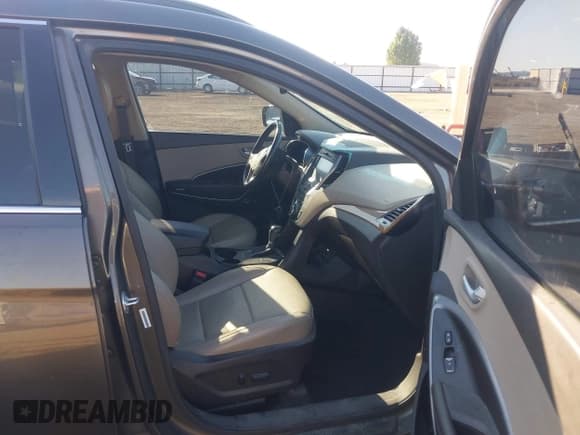 ✅ 2014 Hyundai Santa Fe • VIN: 5XYZUDLA7EG224567 • Лот: 43256294. Опубликован ранее на IAAI с пробегом Не указан. Бесплатный доступ к архиву аукционных продаж из США и подробный отчёт об истории автомобиля на DreamBid. Изображение 5.