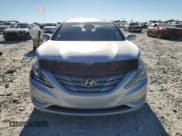 ✅ 2013 Hyundai Sonata SE • VIN: 5NPEC4AC5DH656913 • Lot: 86694245. Listed on Copart with 195,644 mi. Free auction sales archive from the USA and detailed vehicle history report at DreamBid. Image 5.