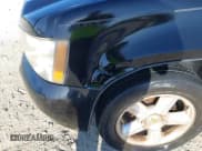 ✅ 2007 Chevrolet Suburban LTZ • VIN: 3GNFC16J67G247107 • Лот: 40421329. Опубликован ранее на IAAI с пробегом 253 652 миль. Бесплатный доступ к архиву аукционных продаж из США и подробный отчёт об истории автомобиля на DreamBid. Изображение 6.