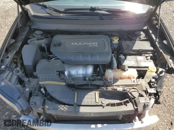 ✅ 2019 Jeep Cherokee Latitude Plus • VIN: 1C4PJLLB0KD143293 • Lot: 54790945. Wystawiony na Copart z przebiegiem 100 585 mil. Bezpłatny archiwum sprzedaży aukcyjnych z USA i szczegółowy raport historii pojazdu na DreamBid. Zdjęcie 12.